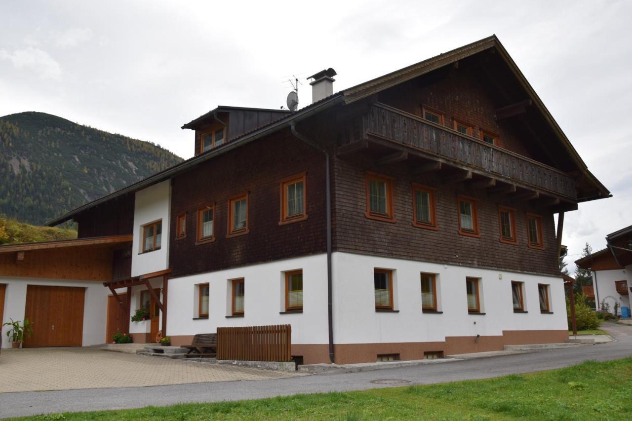 Ferienwohnung Gapp Elbigenalp Bagian luar foto