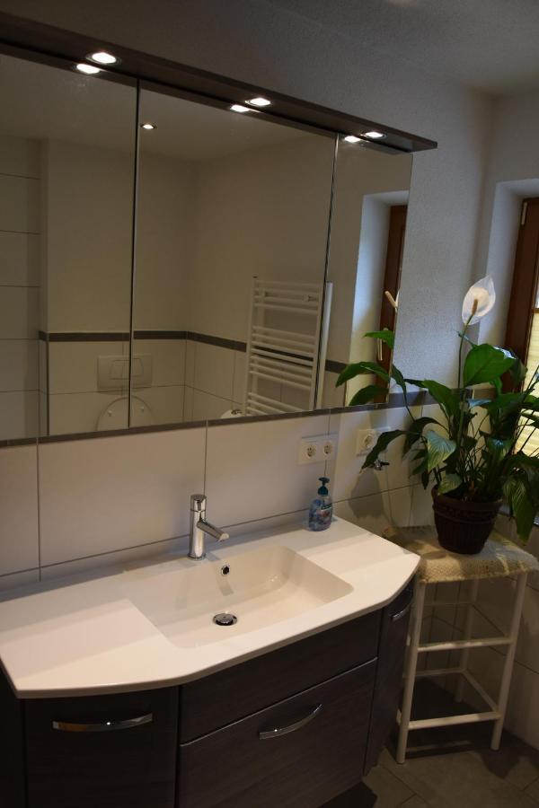 Ferienwohnung Gapp Elbigenalp Bagian luar foto